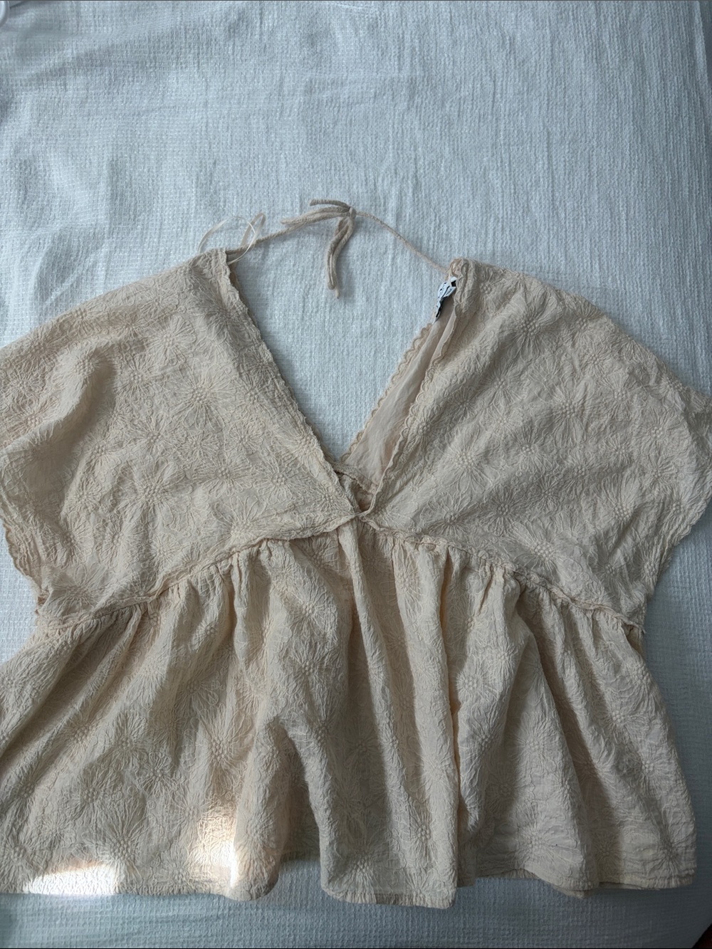 Gilli Cream Textured V-Neck Peplum Tunic
